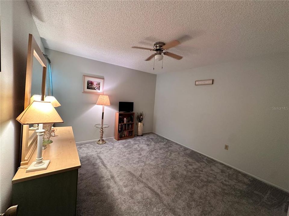 For Sale: $209,900 (2 beds, 2 baths, 1088 Square Feet)