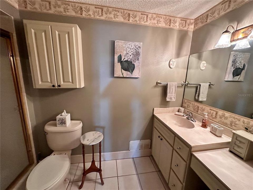 For Sale: $209,900 (2 beds, 2 baths, 1088 Square Feet)