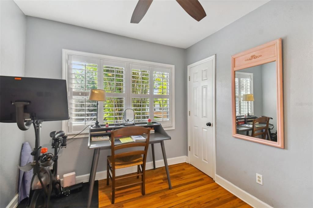 Active With Contract: $719,000 (4 beds, 2 baths, 1404 Square Feet)