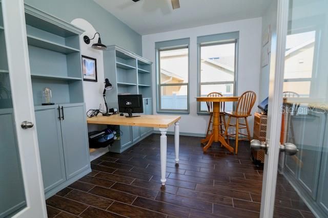 Active With Contract: $430,000 (3 beds, 2 baths, 2099 Square Feet)