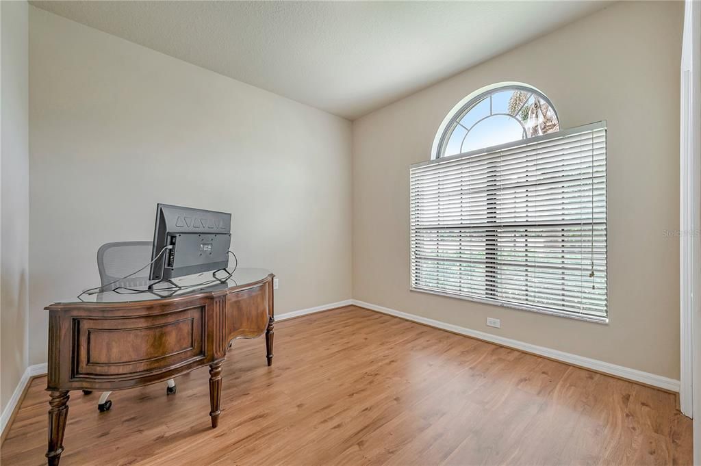 Front Bedroom / Home Office