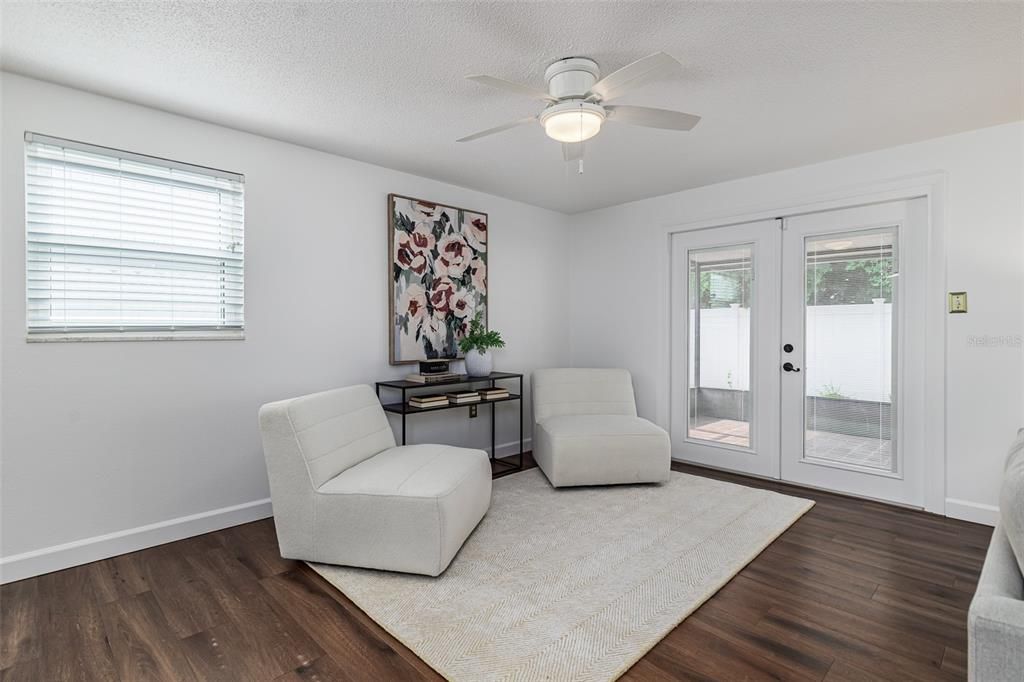 Sitting area off the living room