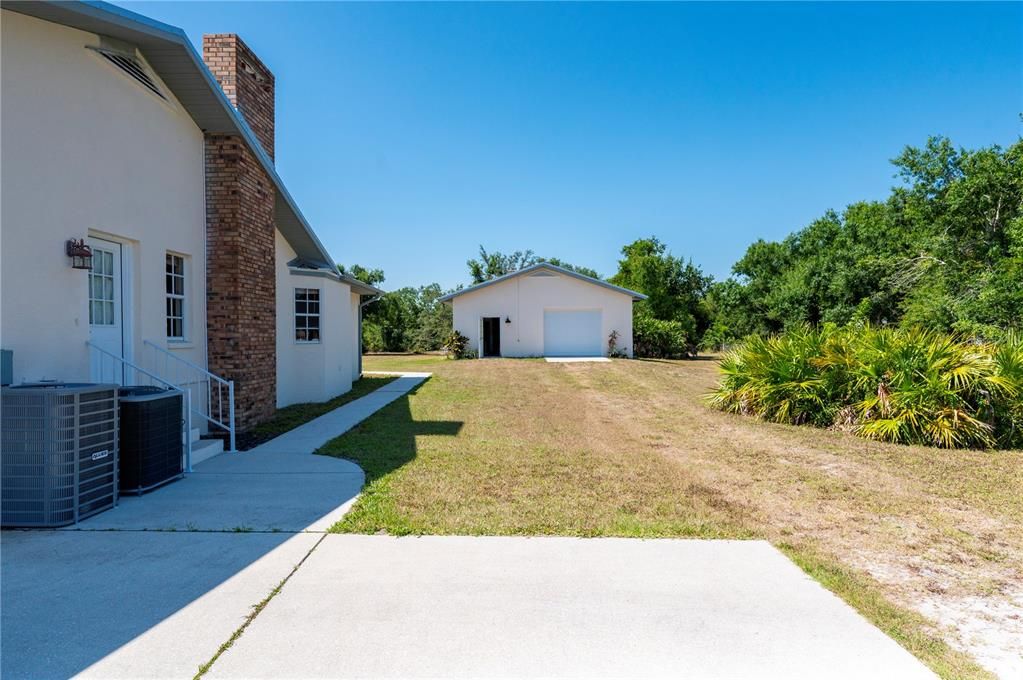 For Sale: $640,000 (3 beds, 2 baths, 2923 Square Feet)