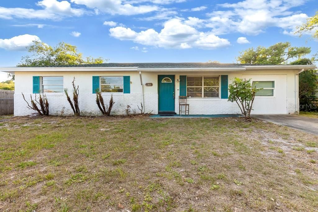 Recently Sold: $199,000 (3 beds, 1 baths, 1352 Square Feet)
