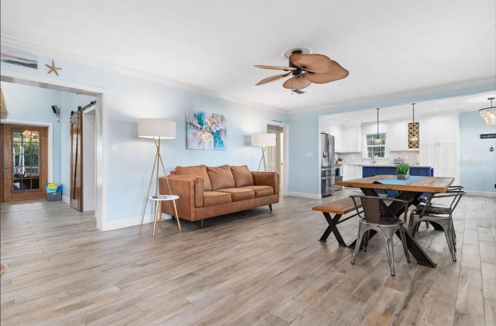 For Sale: $939,000 (3 beds, 2 baths, 2018 Square Feet)