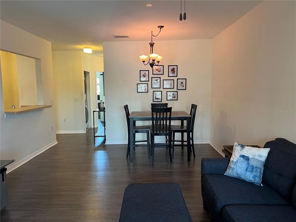 Active With Contract: $203,500 (3 beds, 2 baths, 1151 Square Feet)