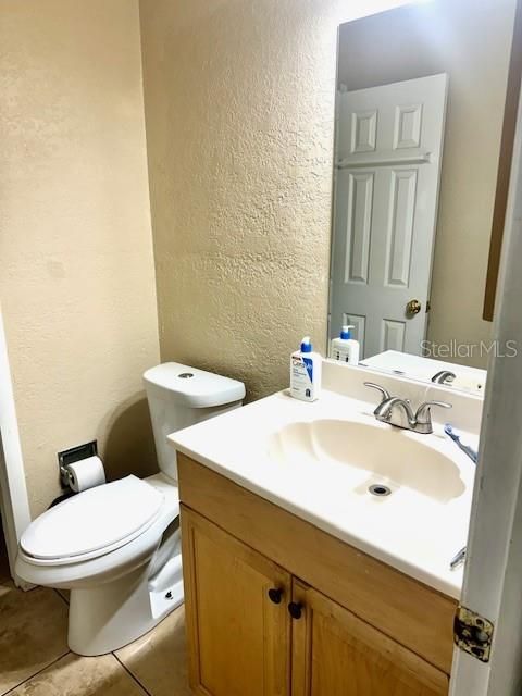 For Sale: $245,000 (2 beds, 1 baths, 1220 Square Feet)