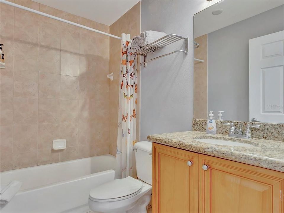 For Sale: $349,000 (1 beds, 1 baths, 506 Square Feet)