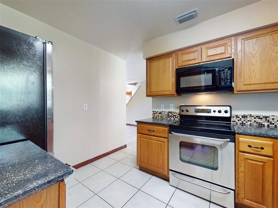 Active With Contract: $299,900 (4 beds, 2 baths, 1520 Square Feet)