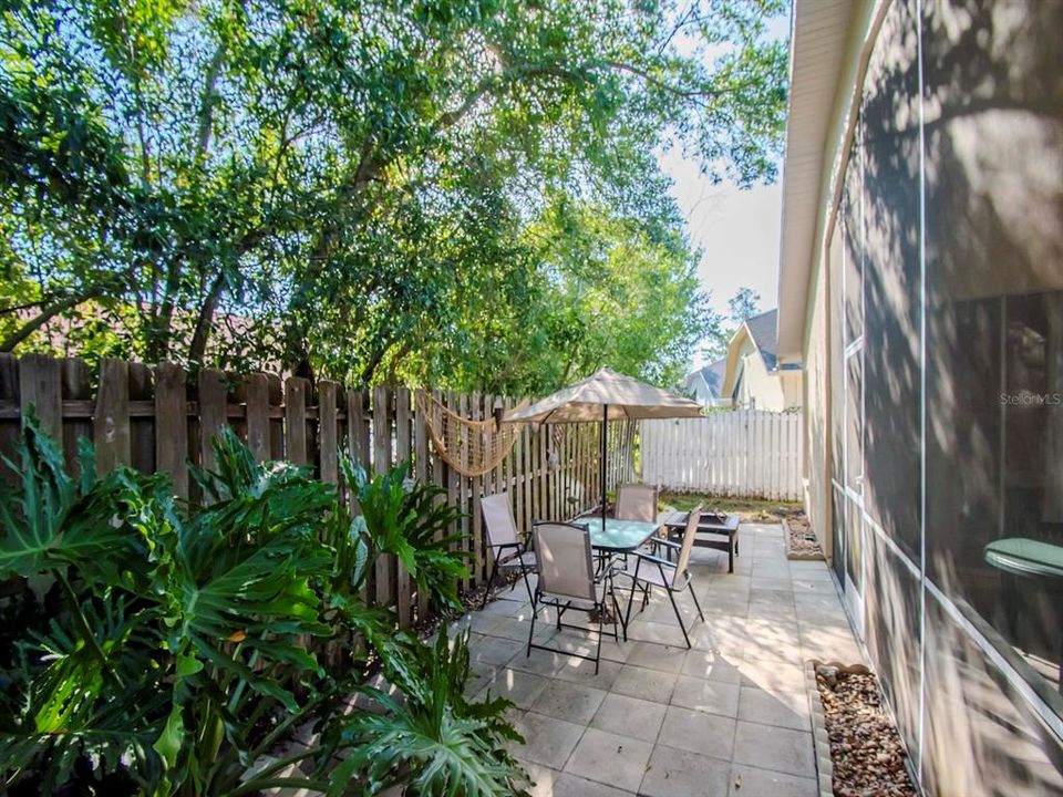 Active With Contract: $329,900 (3 beds, 2 baths, 1575 Square Feet)