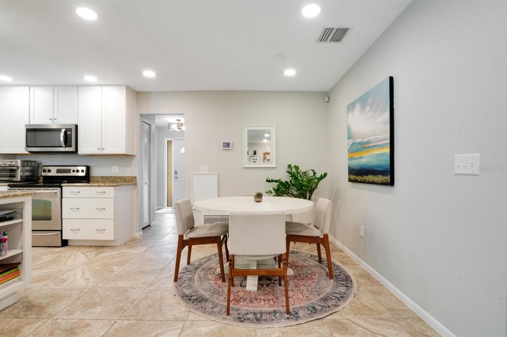 Active With Contract: $475,000 (3 beds, 2 baths, 1429 Square Feet)