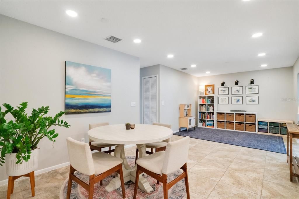 Active With Contract: $475,000 (3 beds, 2 baths, 1429 Square Feet)