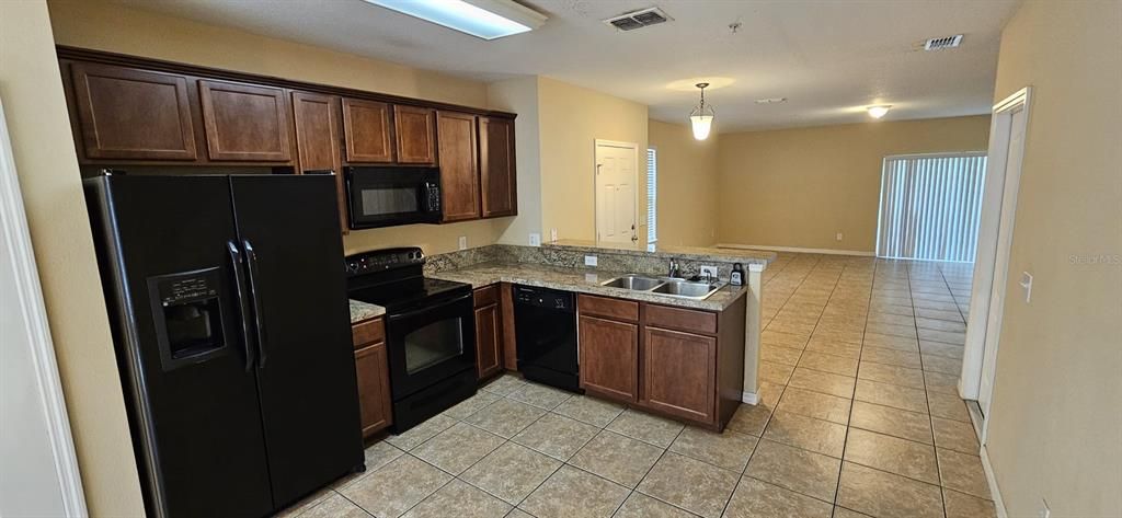 For Sale: $360,000 (3 beds, 2 baths, 1757 Square Feet)