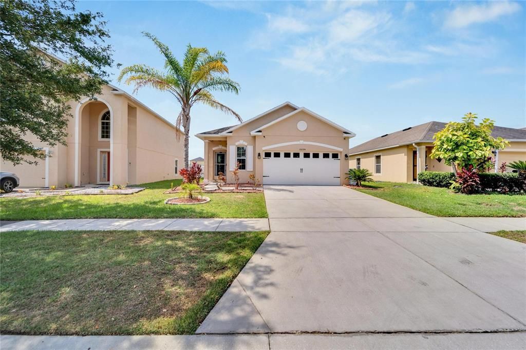 For Sale: $319,000 (3 beds, 2 baths, 1360 Square Feet)