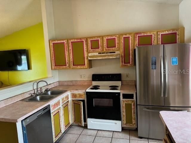 For Sale: $358,900 (3 beds, 2 baths, 1517 Square Feet)