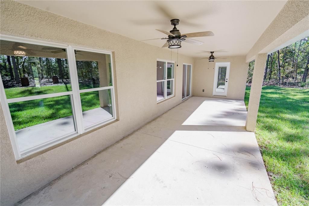 Active With Contract: $349,900 (3 beds, 2 baths, 1623 Square Feet)