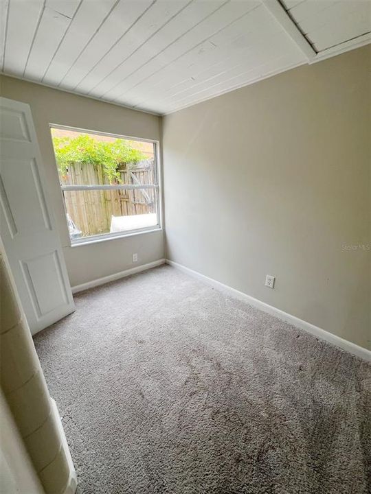 Recently Rented: $1,997 (3 beds, 1 baths, 1560 Square Feet)