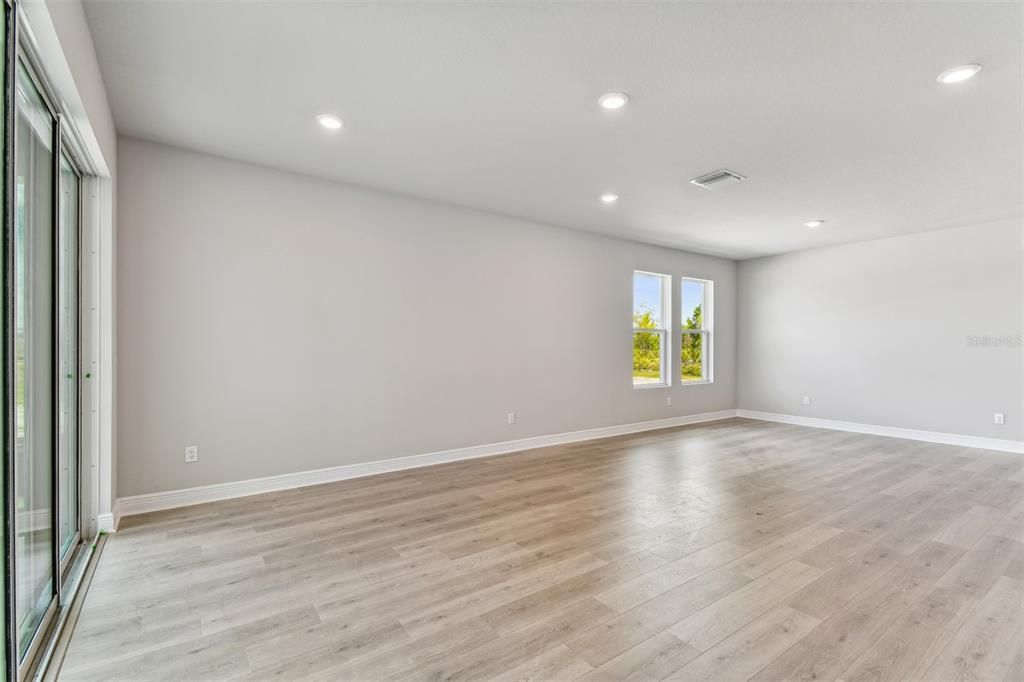 Family & Dining Room