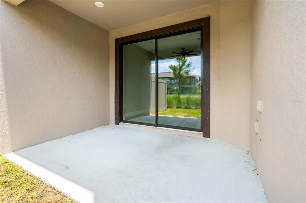 Active With Contract: $2,650 (3 beds, 2 baths, 1827 Square Feet)