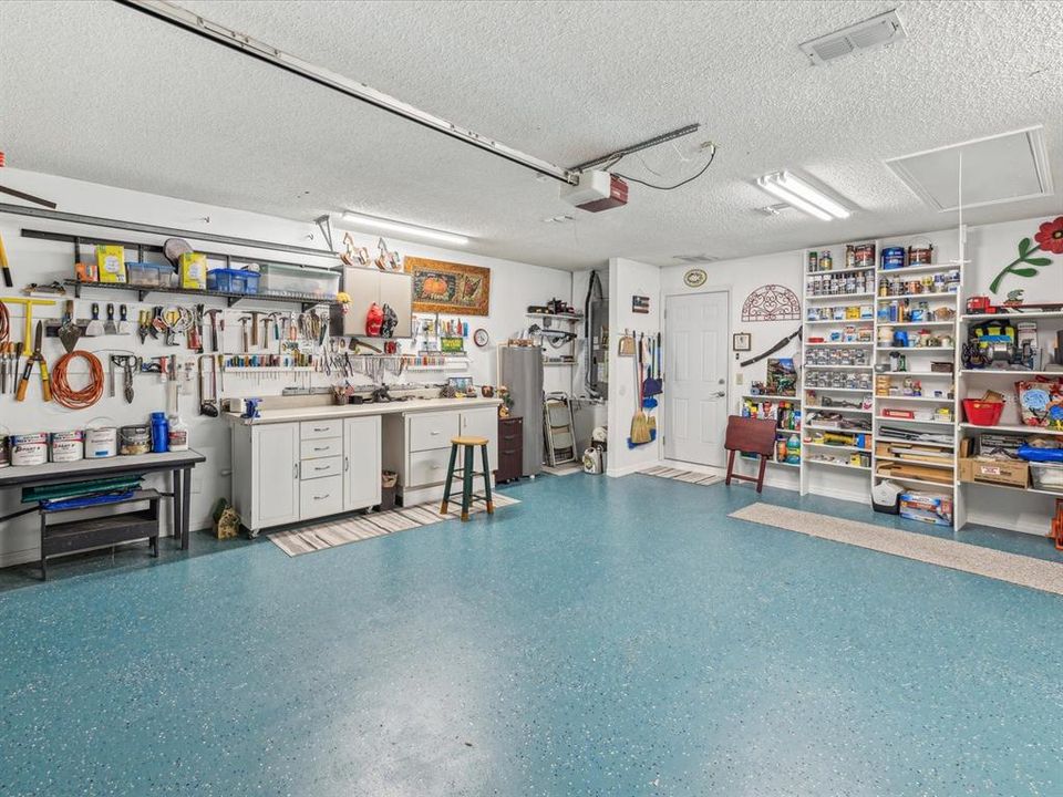 Immaculate garage w/epoxy floors