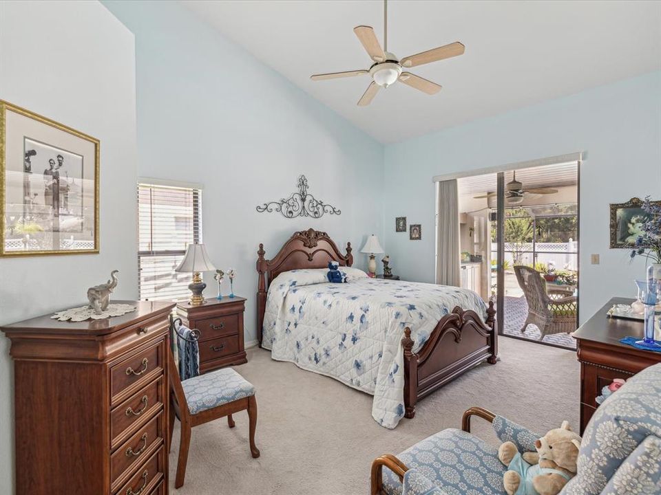 Large Master bedroom with vaulted ceilings