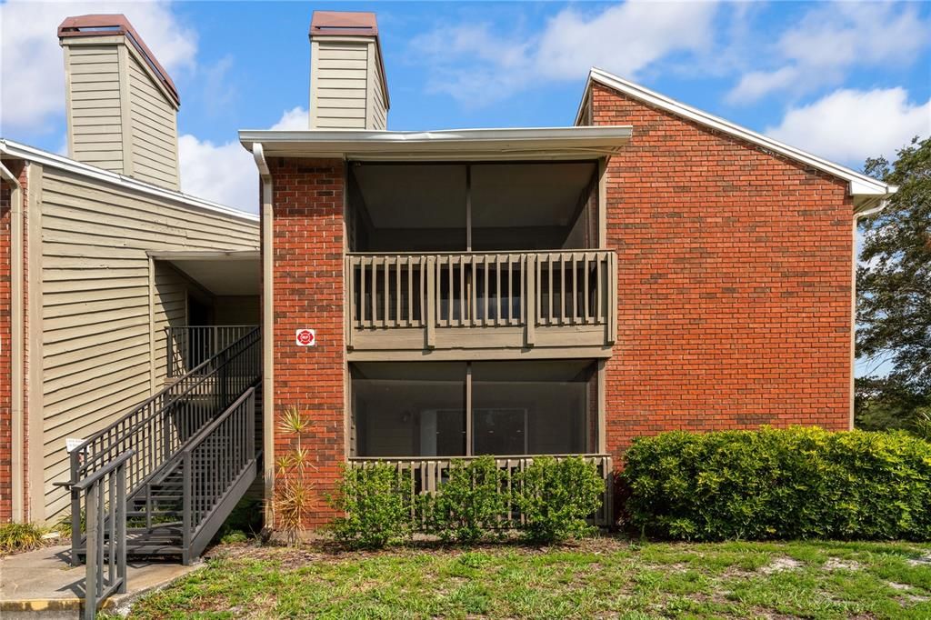 Active With Contract: $180,000 (1 beds, 1 baths, 670 Square Feet)