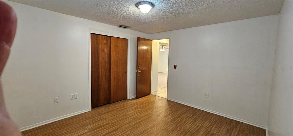 For Rent: $1,350 (2 beds, 1 baths, 797 Square Feet)