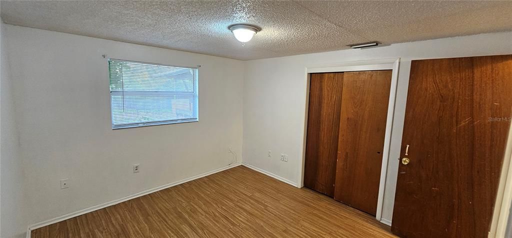 For Rent: $1,350 (2 beds, 1 baths, 797 Square Feet)