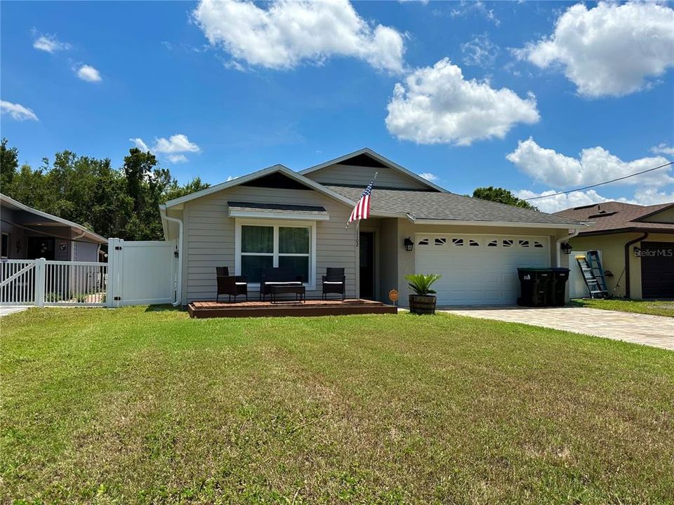 For Sale: $420,000 (3 beds, 2 baths, 1376 Square Feet)