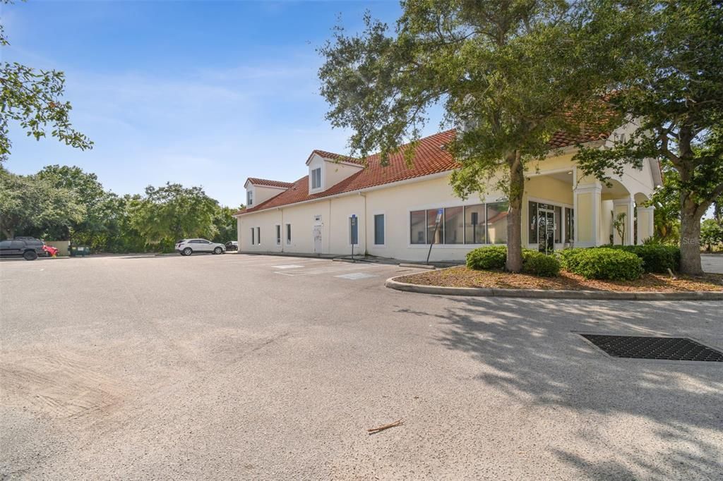 For Sale: $4,250,000 (0 beds, 0 baths, 10584 Square Feet)