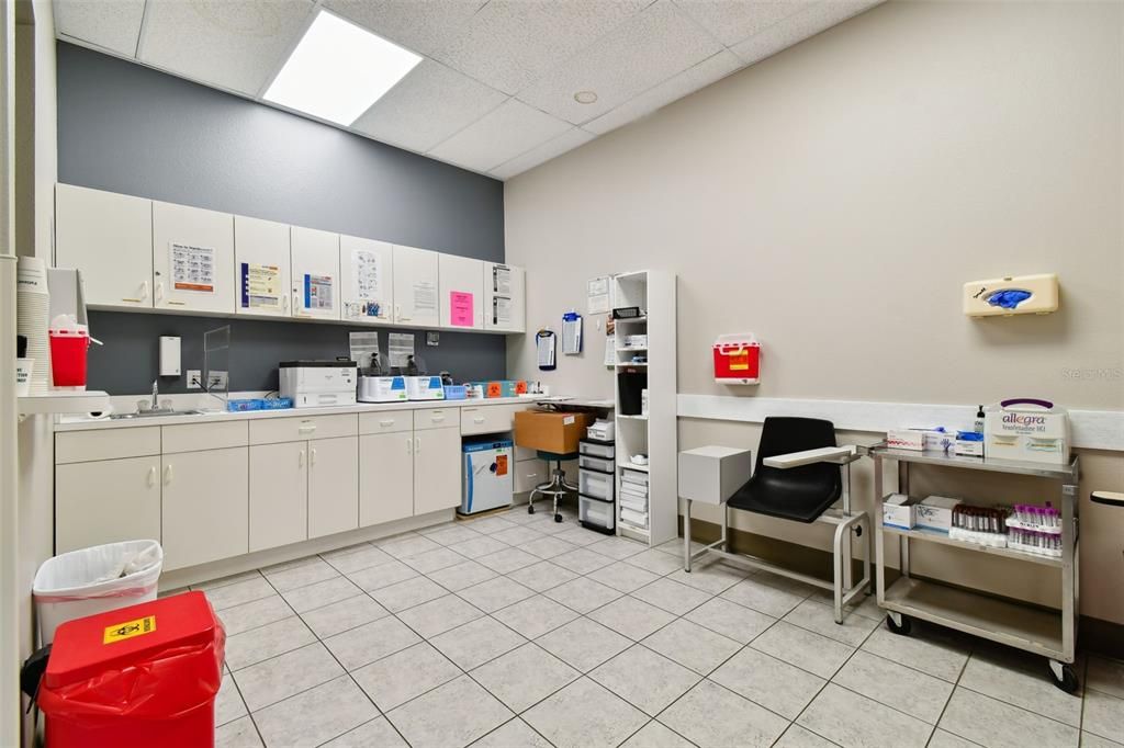 For Sale: $4,250,000 (0 beds, 0 baths, 10584 Square Feet)