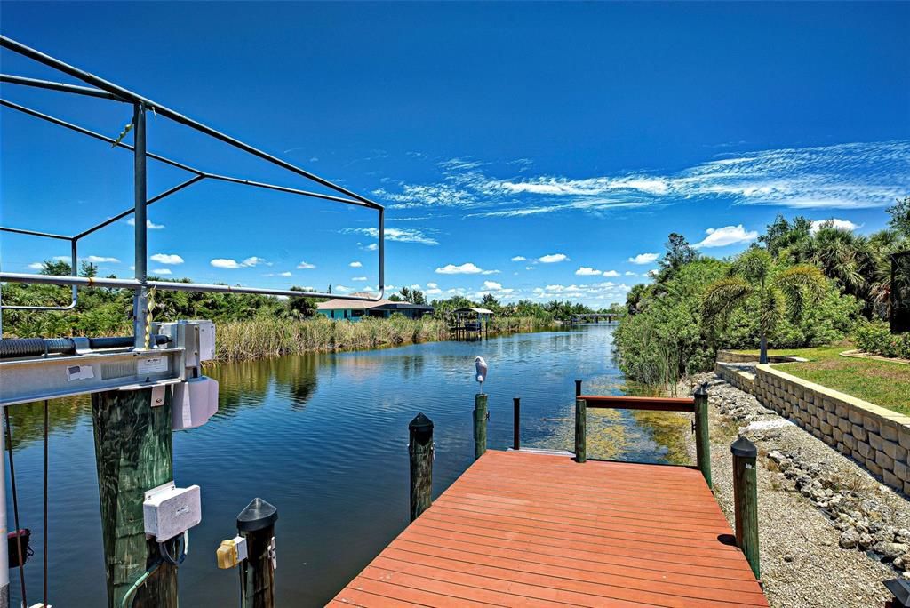 For Sale: $609,000 (3 beds, 2 baths, 1678 Square Feet)