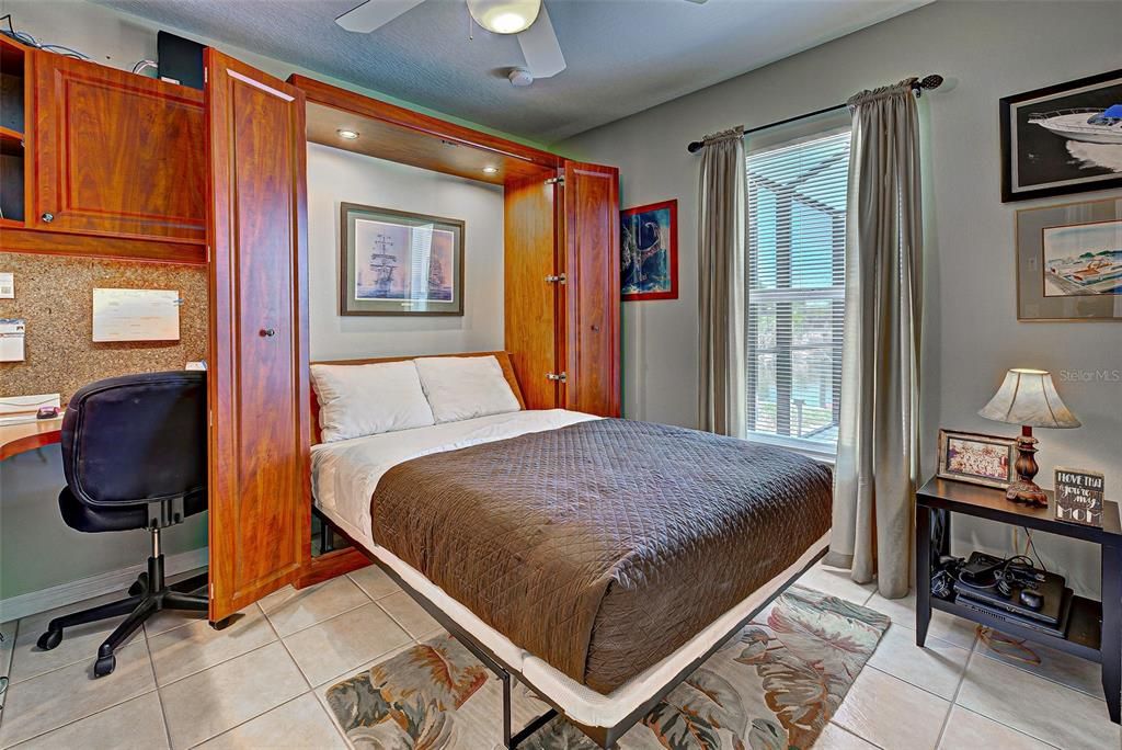 MURPHY BED IN BEDROOM 3/OFFICE