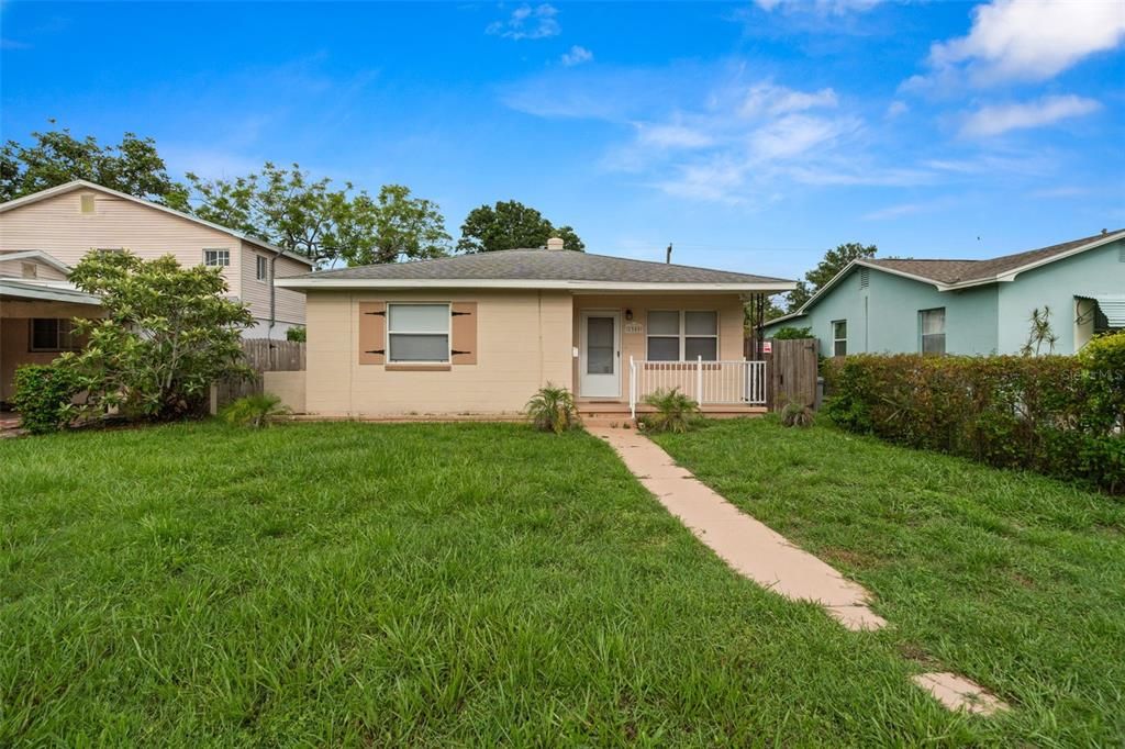 For Sale: $384,000 (4 beds, 2 baths, 1500 Square Feet)