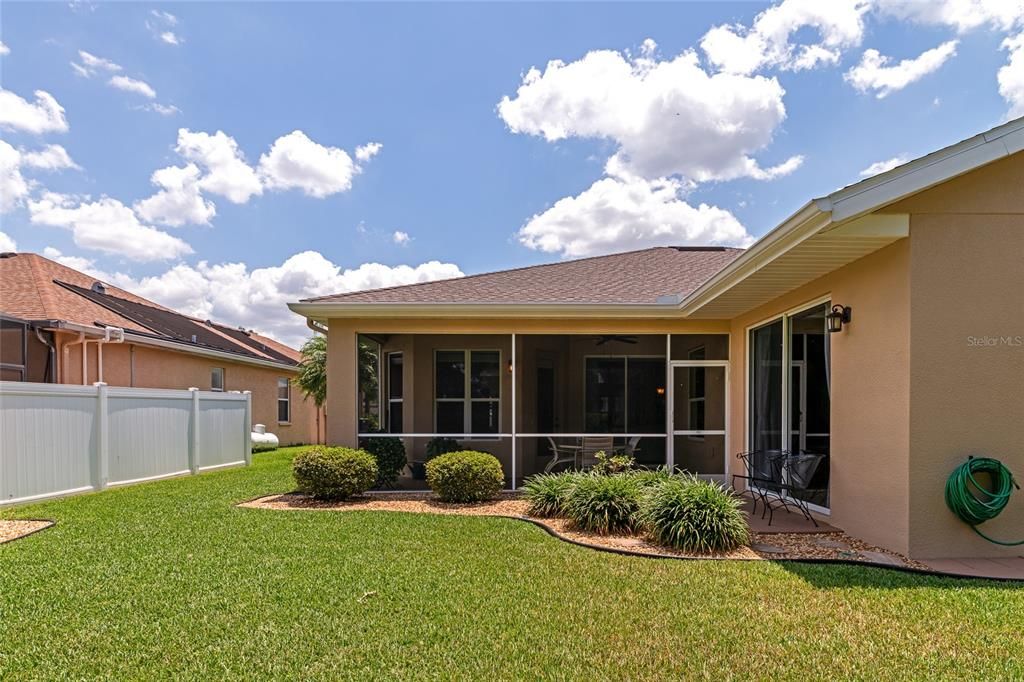 Active With Contract: $474,900 (4 beds, 3 baths, 2219 Square Feet)