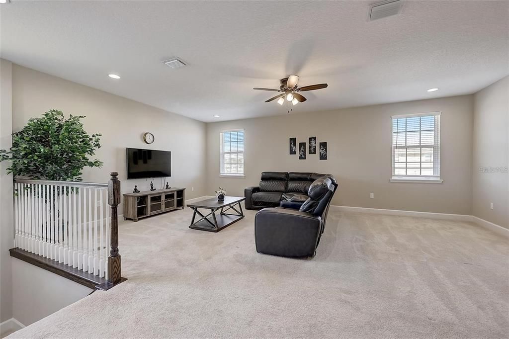 Active With Contract: $3,000 (4 beds, 4 baths, 3568 Square Feet)