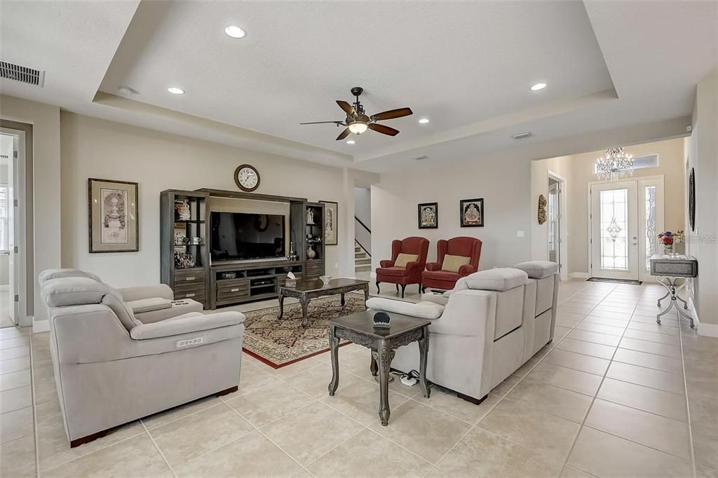 Active With Contract: $3,000 (4 beds, 4 baths, 3568 Square Feet)