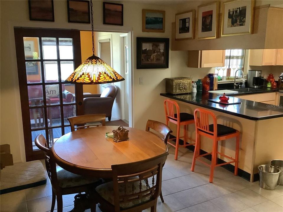 En Venta: $249,500 (2 camas, 2 baños, 1378 Pies cuadrados)