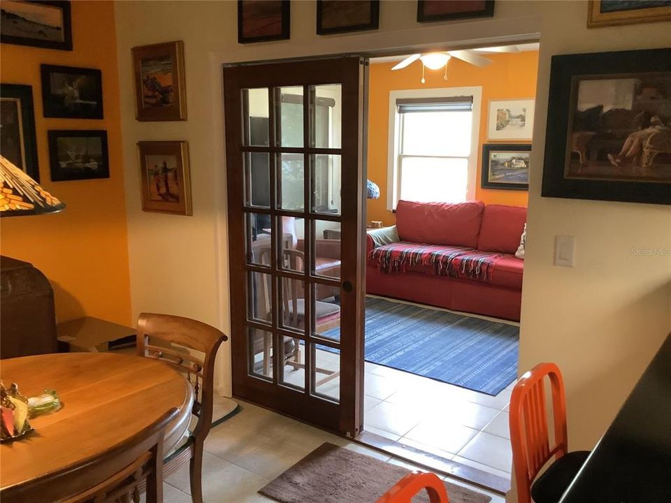 For Sale: $249,500 (2 beds, 2 baths, 1378 Square Feet)