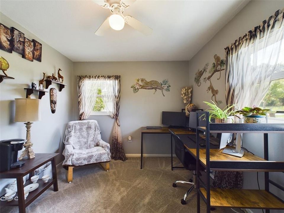 For Sale: $349,900 (3 beds, 2 baths, 1560 Square Feet)