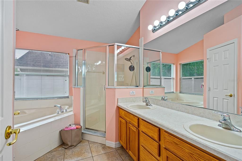 待售: $380,000 (3 贝兹, 2 浴室, 1841 平方英尺)