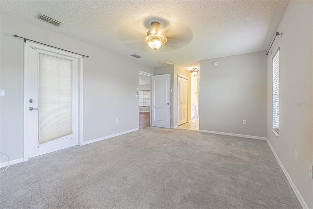 For Sale: $469,900 (3 beds, 2 baths, 2132 Square Feet)