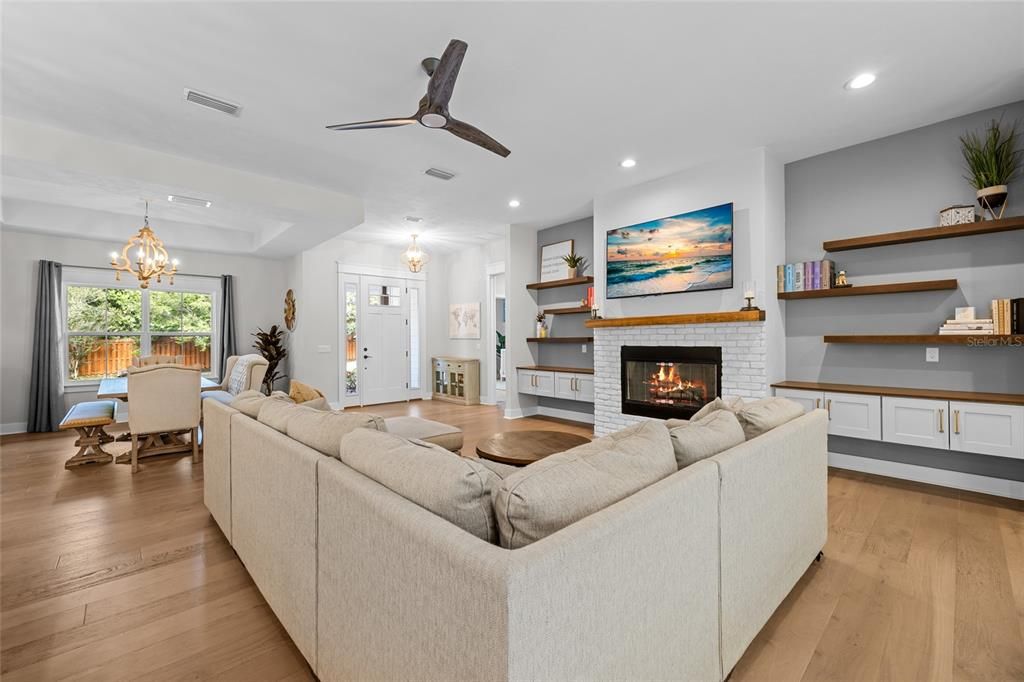 Active With Contract: $674,500 (4 beds, 3 baths, 2400 Square Feet)