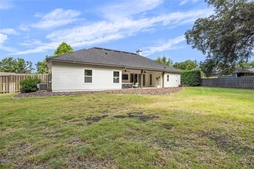 Active With Contract: $674,500 (4 beds, 3 baths, 2400 Square Feet)