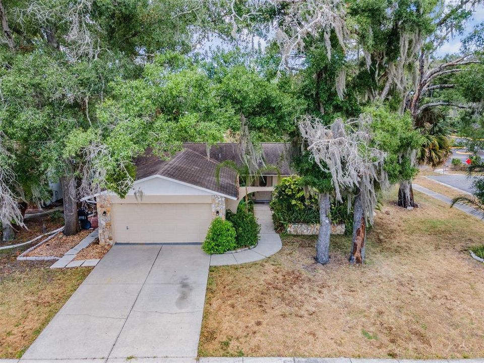 Active With Contract: $299,900 (3 beds, 2 baths, 1482 Square Feet)