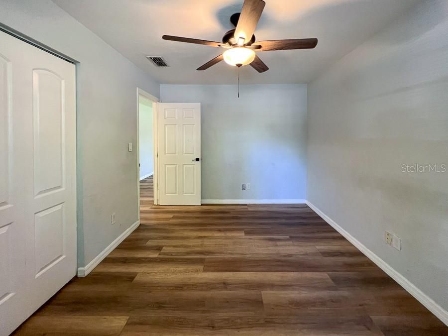 For Rent: $1,100 (2 beds, 1 baths, 775 Square Feet)