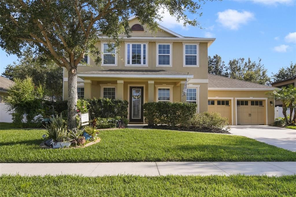 Your new home awaits in Apopka’s Chandler Estates! MOVE-IN READY with the modern finishes you seek, this 4BD/2.5BA home delivers a MAIN FLOOR PRIMARY SUITE, TILE and LUXURY VINYL PLANK WOOD FLOORS throughout and a large FENCED BACKYARD!