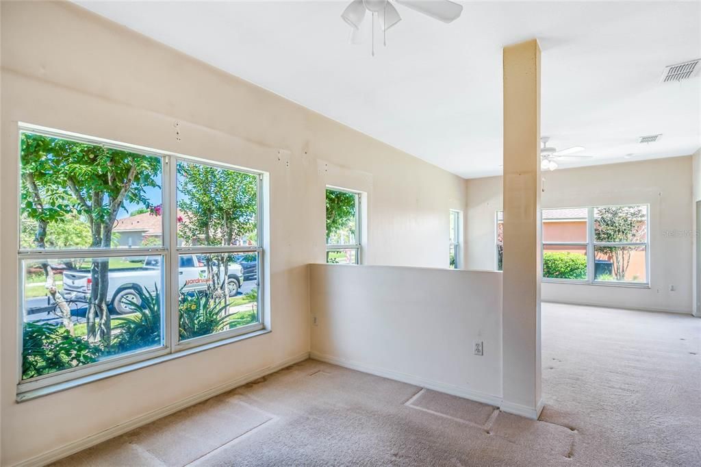 Active With Contract: $235,000 (3 beds, 2 baths, 2141 Square Feet)