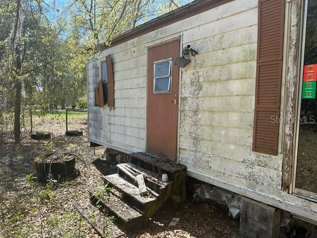 Recently Sold: $60,000 (3 beds, 2 baths, 1344 Square Feet)