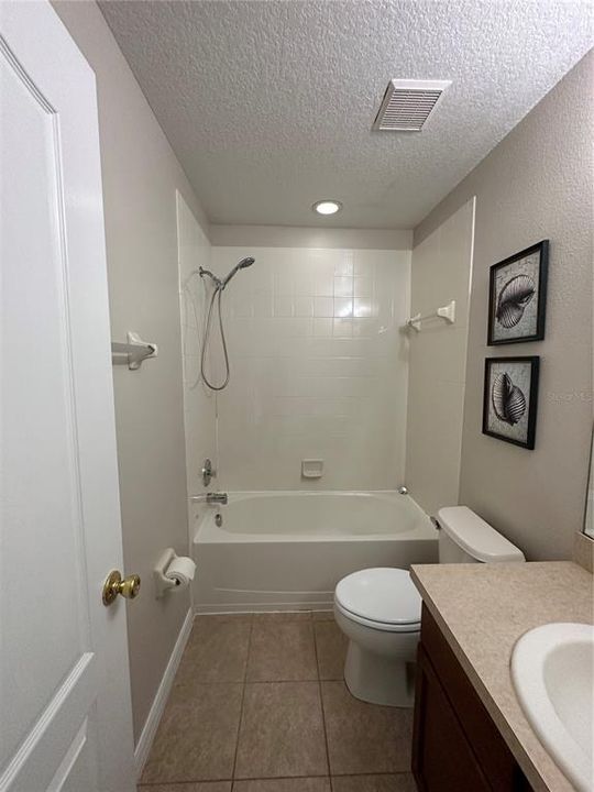 Недавно арендовано: $2,650 (4 спален, 2 ванн, 1606 Квадратных фут)